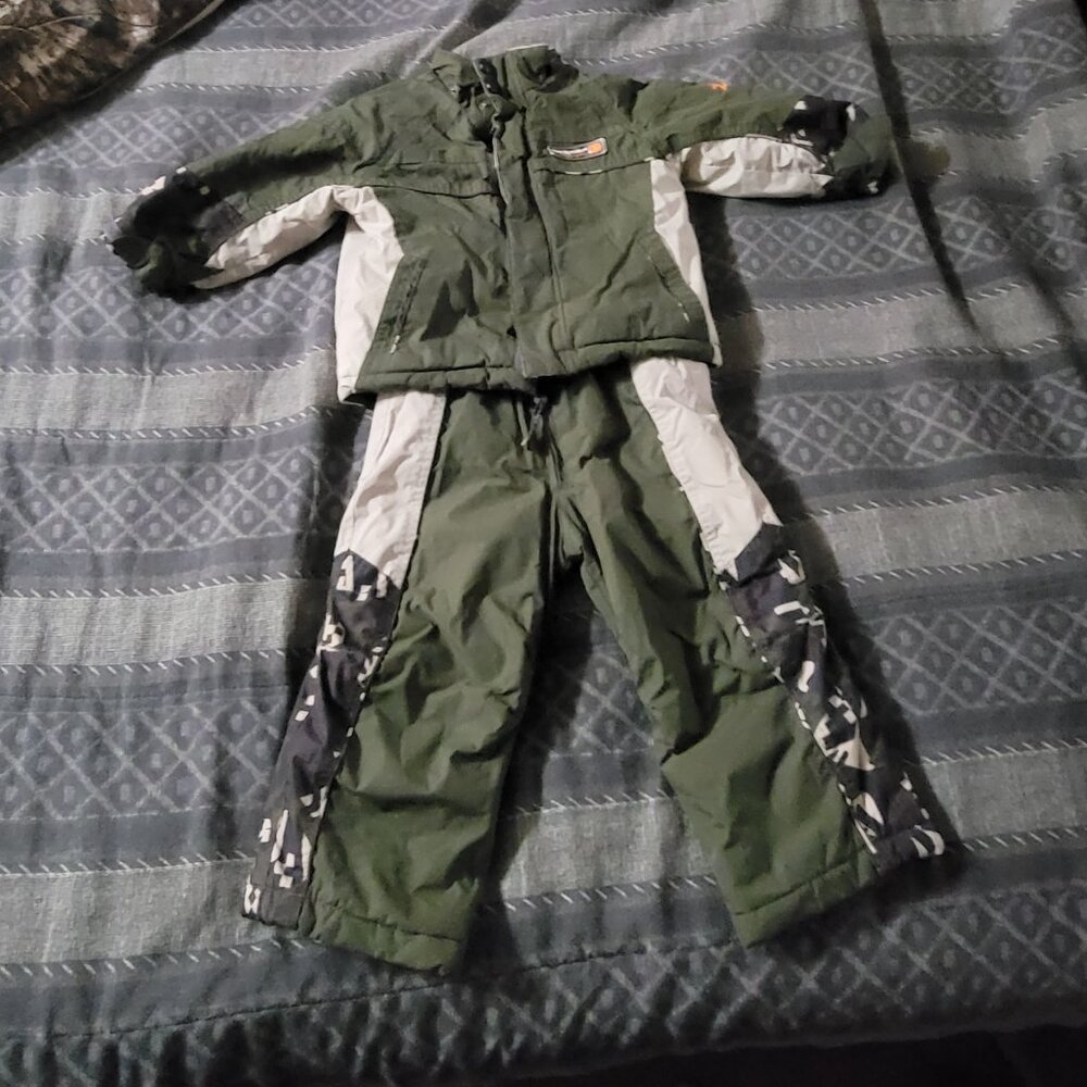 Youth 2t winter snow suit